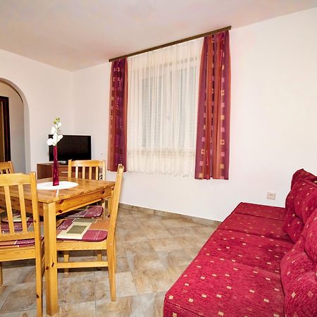מדולין Apartments Snjezana מראה חיצוני תמונה