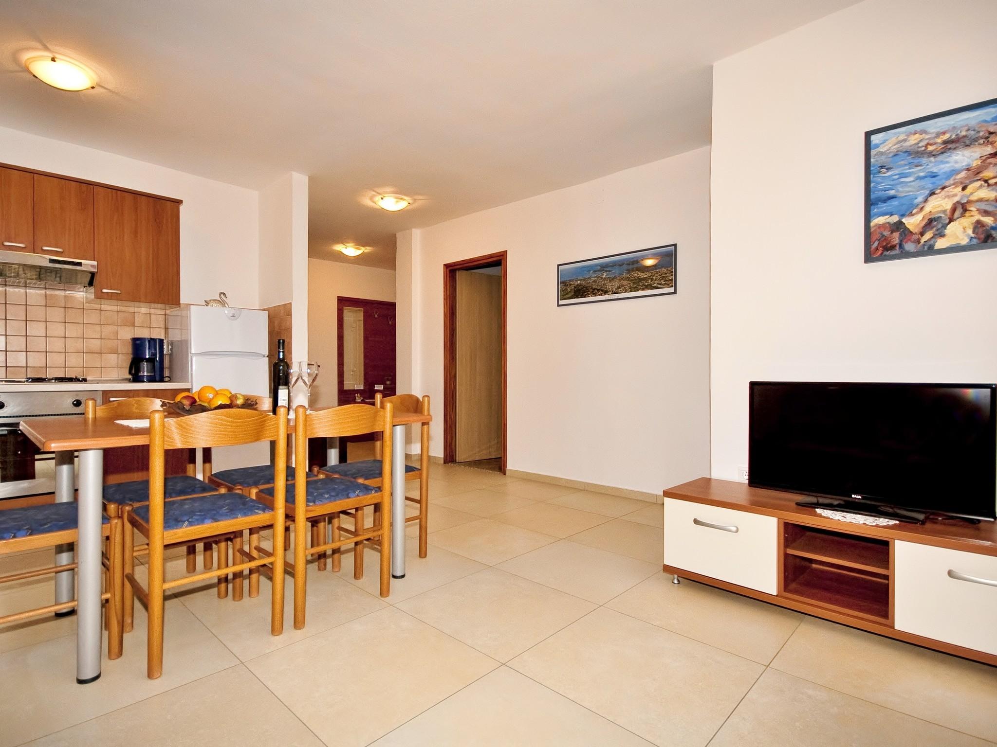 מדולין Apartments Snjezana מראה חיצוני תמונה