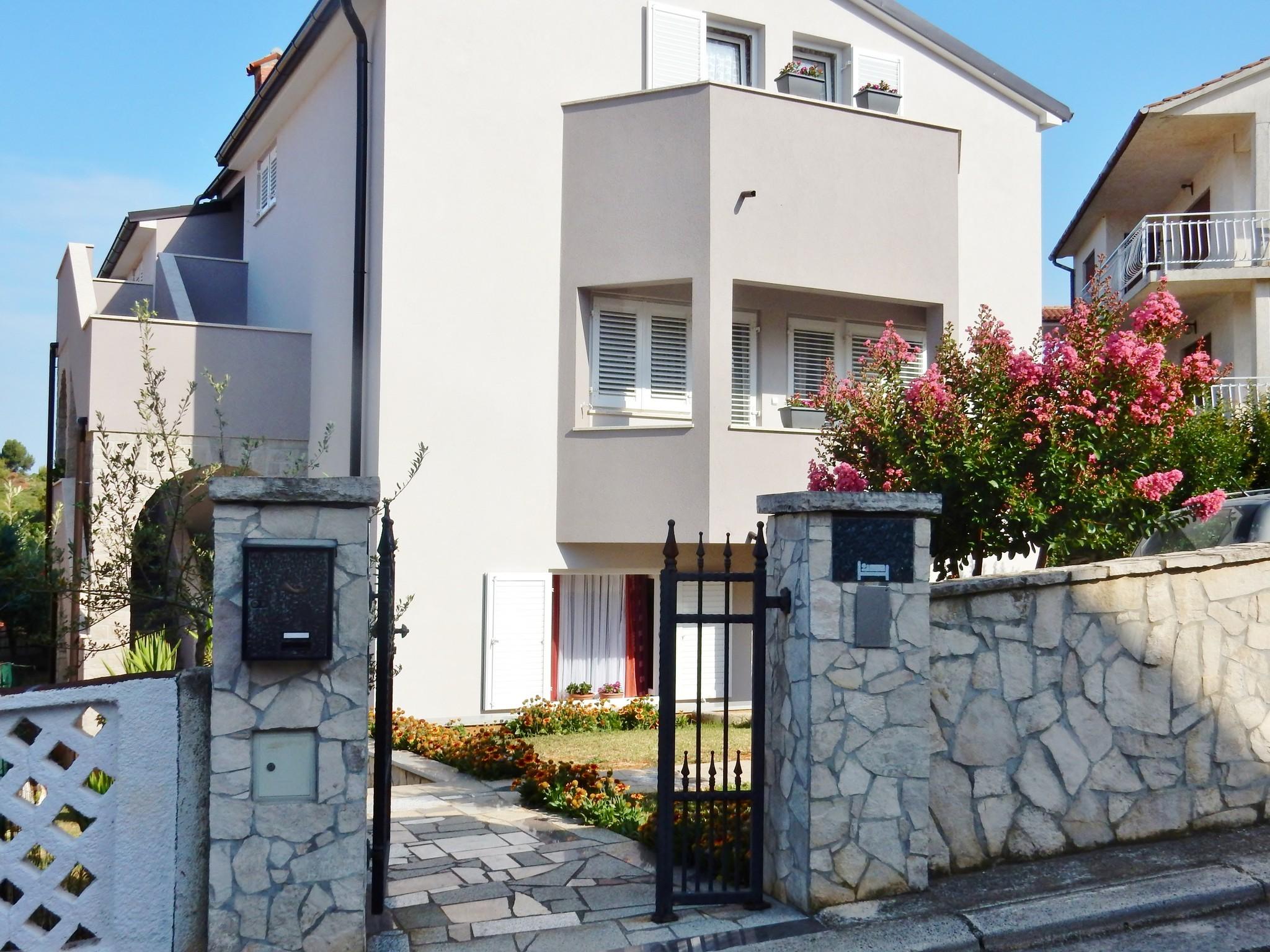 מדולין Apartments Snjezana מראה חיצוני תמונה