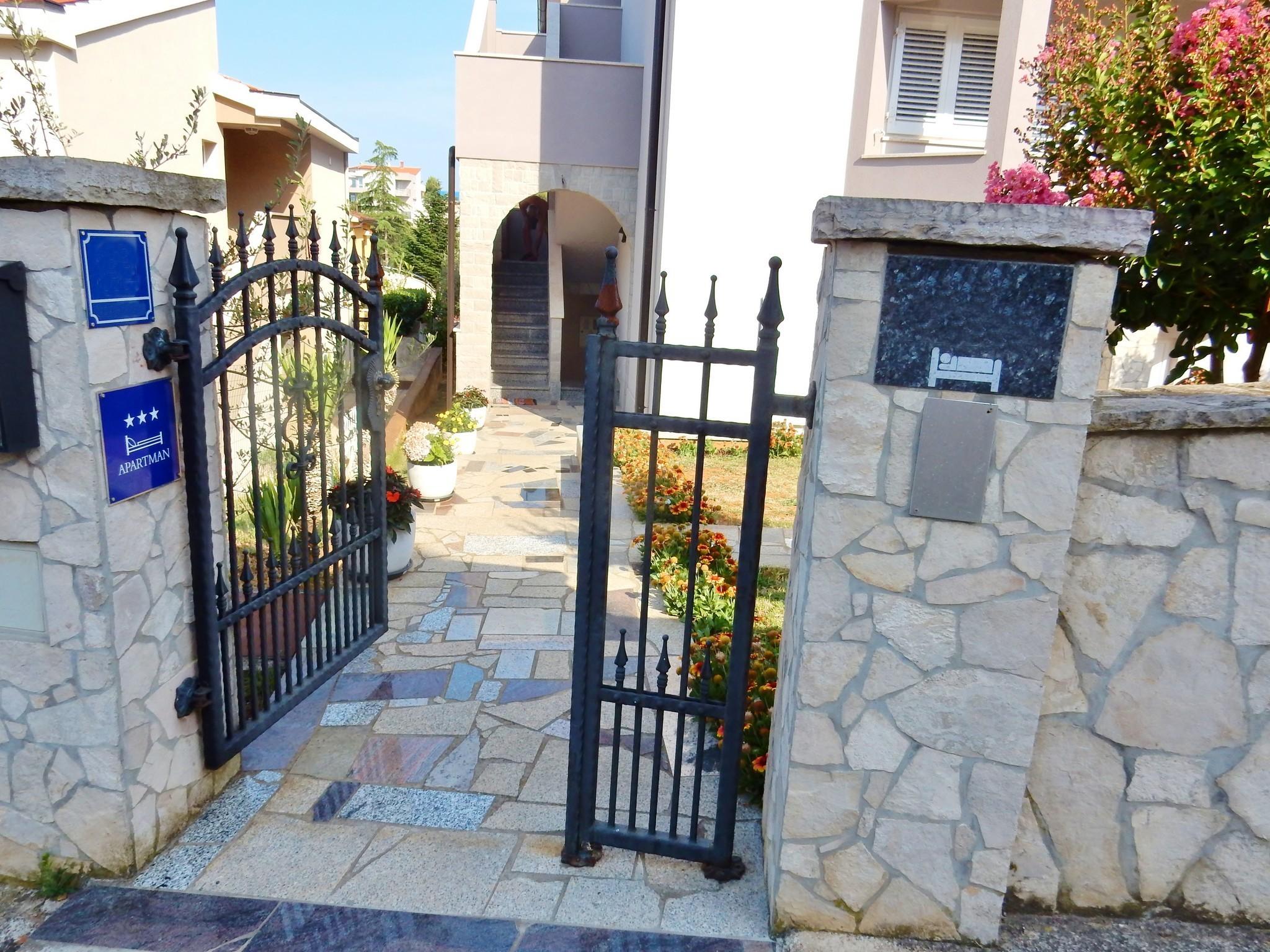 מדולין Apartments Snjezana מראה חיצוני תמונה